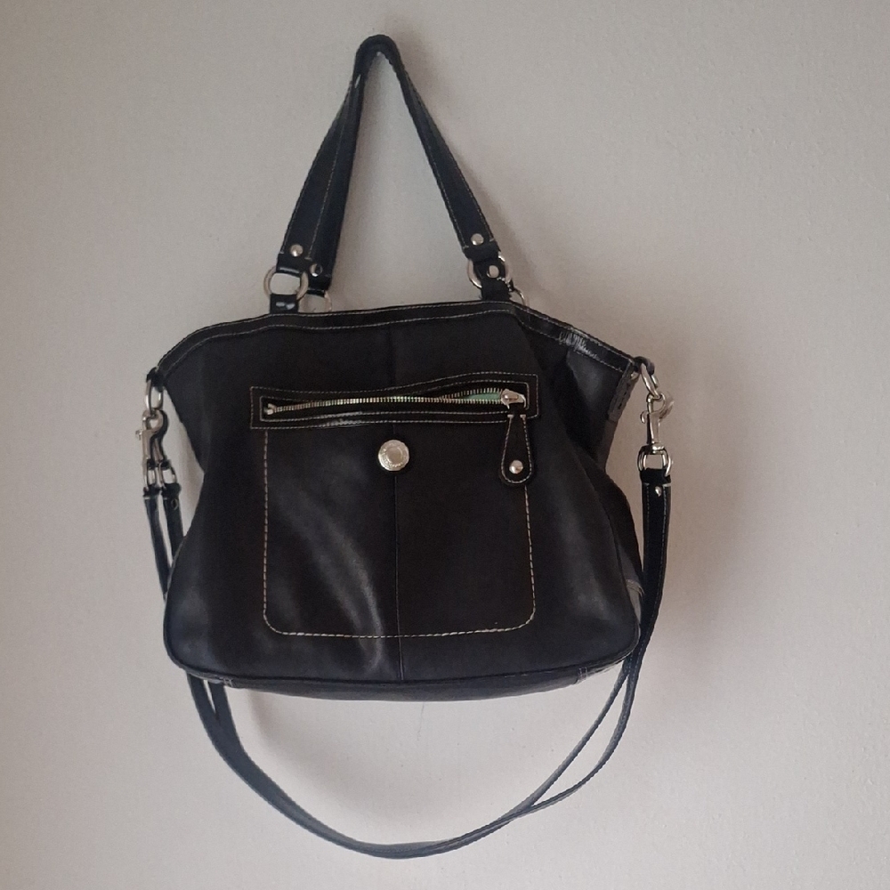 Vintage Coach Black Leather Shoulder Bag